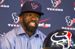 Houston's safety Ed Reed practiced fully for the first time since March.