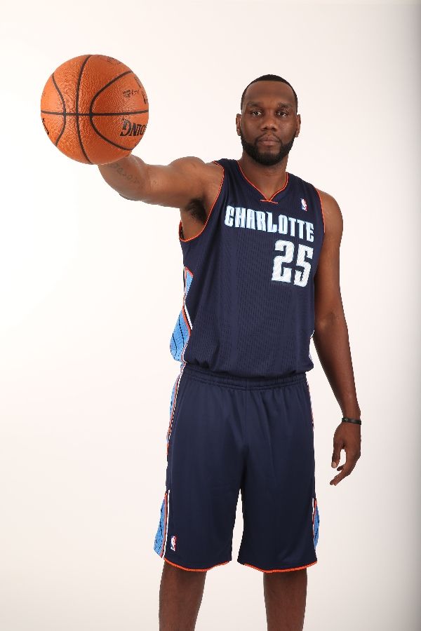 Al Jefferson suffers ankle injury.